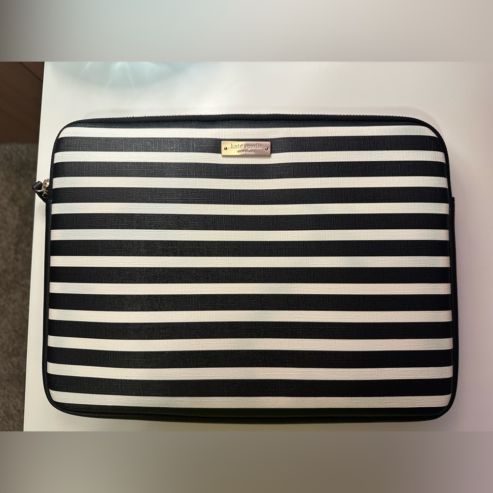 Kate Spade Black and White Tablet Sleeve
